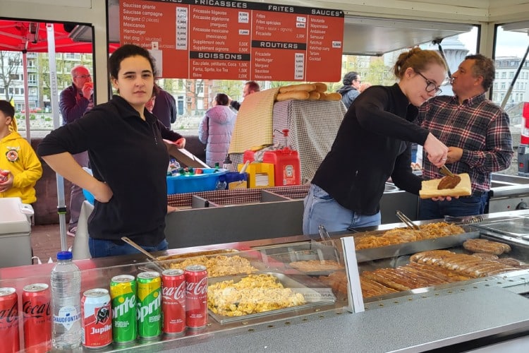 Marché de la Batte in Luik, grote markt op zondag