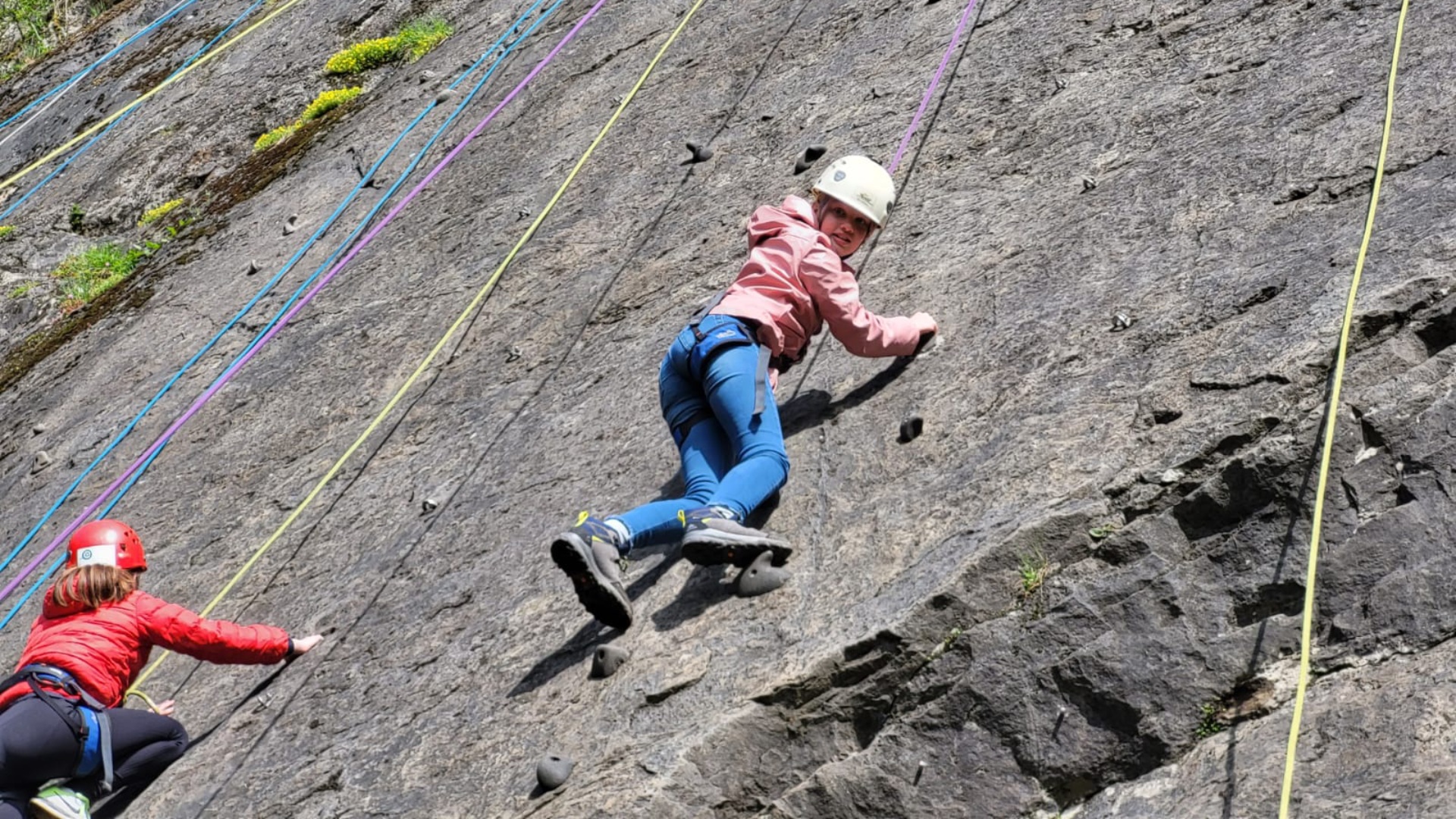 Abseilen En Klimmen € 35,95 - Mooie Klimroutes - Ardennen.nl