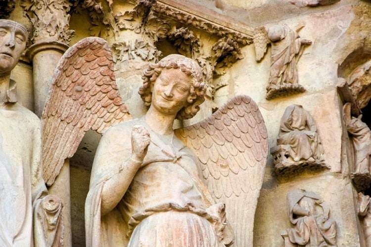 Engel met glimlach Kathedraal van Reims