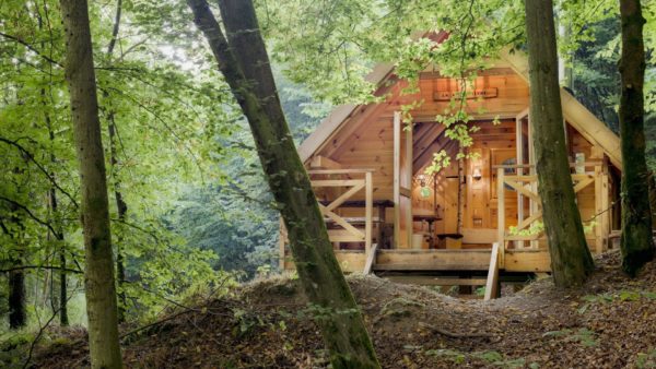 Les Cabanes de Rensiwez, unieke natuurhuisjes in de Ardennen