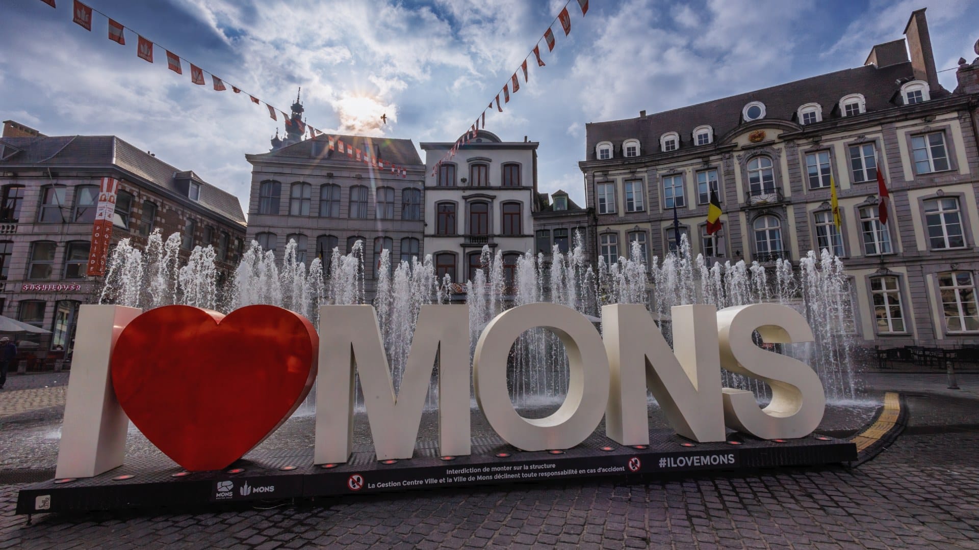 Grote Markt van Mons, Grande Place Bergen