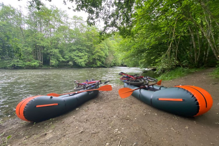 packraft en e-mountainbike weekend ardennen