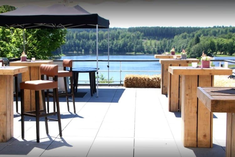 Restaurant met terras bij Stuwmeer van Eupen