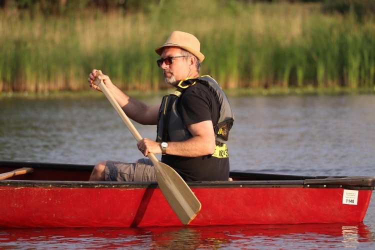 Wat is het verschil tussen een kayak en een kano?
