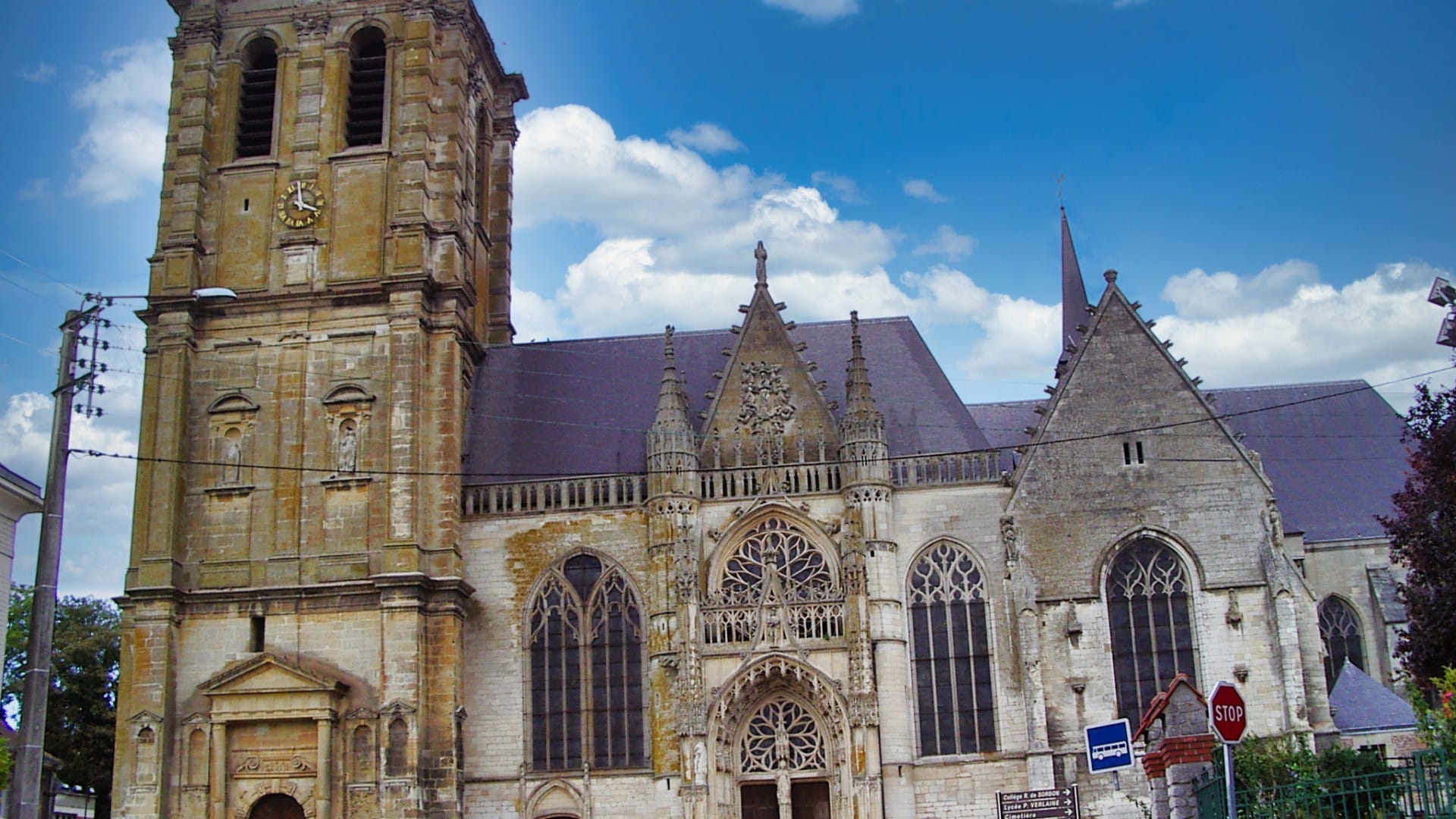 Saint-Nicolas Kerk in Rethel