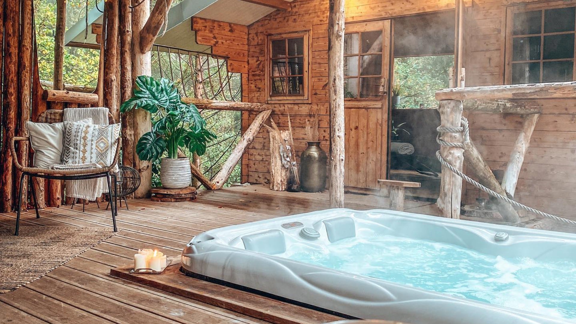 Luxe wellness: Top 3 Betaalbare chalets met jacuzzi in de Ardennen