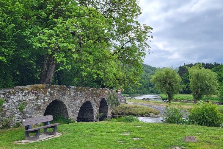 Vergeet Durbuy: Dit geheime dorpje in de Ardennen is véél mooier