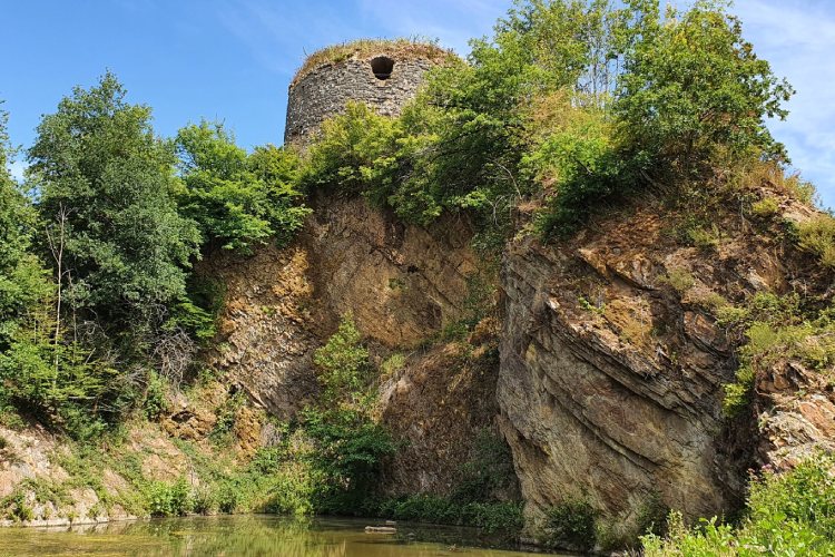 Kasteel van Montcornet in de Franse Ardennen