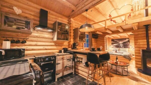 Refugio in Aywaille: romantisch chalet met jacuzzi en sauna